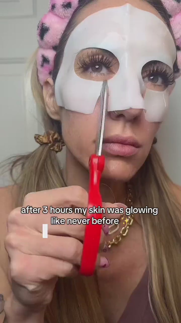 This collagen mask is viral for a reason 🤍 You only have to wear it for 3 hours and it hydrates, lifts, and firms your skin for that glass skin glow. And unlike most masks that only come with 3, this one comes with 5 masks. If you’ve been thinking about trying it—grab it before it’s gone. #collagenmask #glassskin #antiaging #hydratingmask #skincareroutine